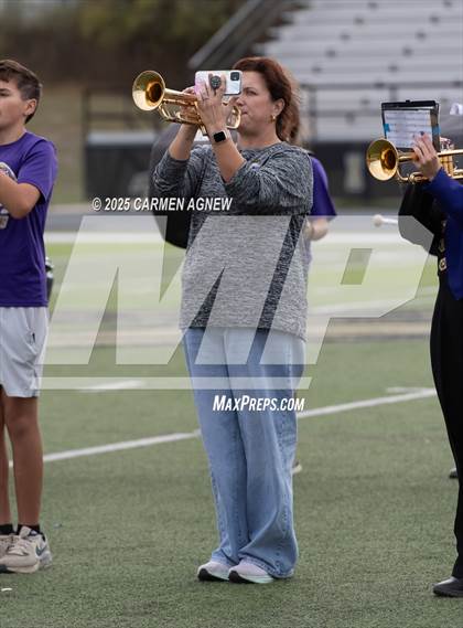 Thumbnail 2 in Shiner @ Iola (UIL 2A D2 Football Regional Semifinal) photogallery.
