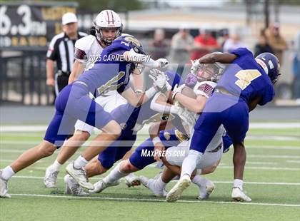 Thumbnail 3 in Shiner @ Iola (UIL 2A D2 Football Regional Semifinal) photogallery.