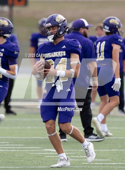 Thumbnail 2 in Shiner @ Iola (UIL 2A D2 Football Regional Semifinal) photogallery.