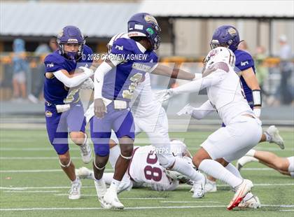 Thumbnail 2 in Shiner @ Iola (UIL 2A D2 Football Regional Semifinal) photogallery.