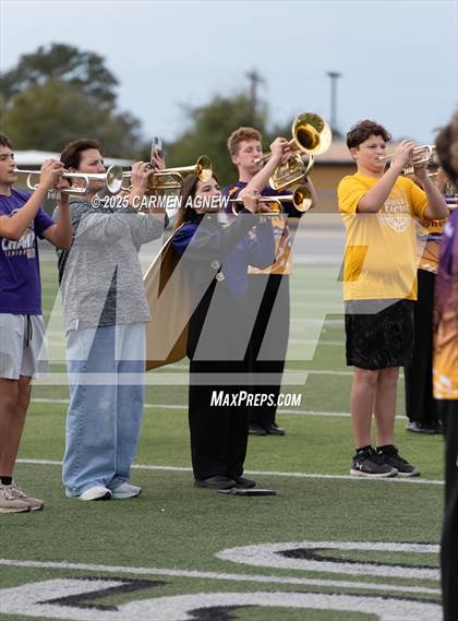 Thumbnail 2 in Shiner @ Iola (UIL 2A D2 Football Regional Semifinal) photogallery.