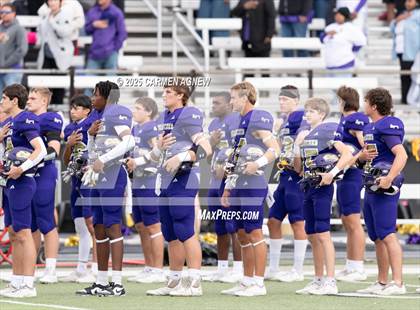 Thumbnail 2 in Shiner @ Iola (UIL 2A D2 Football Regional Semifinal) photogallery.