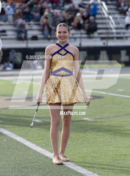 Thumbnail 2 in Shiner @ Iola (UIL 2A D2 Football Regional Semifinal) photogallery.