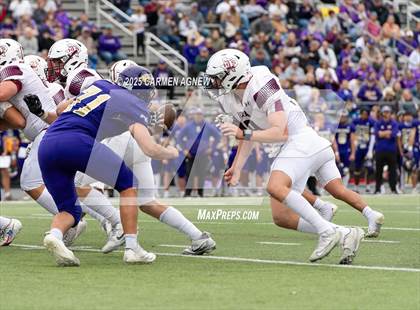 Thumbnail 2 in Shiner @ Iola (UIL 2A D2 Football Regional Semifinal) photogallery.