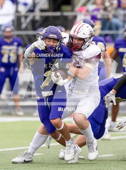 Thumbnail 1 in Shiner @ Iola (UIL 2A D2 Football Regional Semifinal) photogallery.