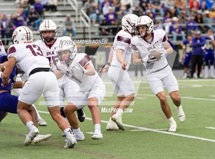 Thumbnail 1 in Shiner @ Iola (UIL 2A D2 Football Regional Semifinal) photogallery.