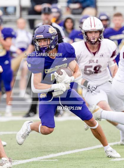 Thumbnail 2 in Shiner @ Iola (UIL 2A D2 Football Regional Semifinal) photogallery.