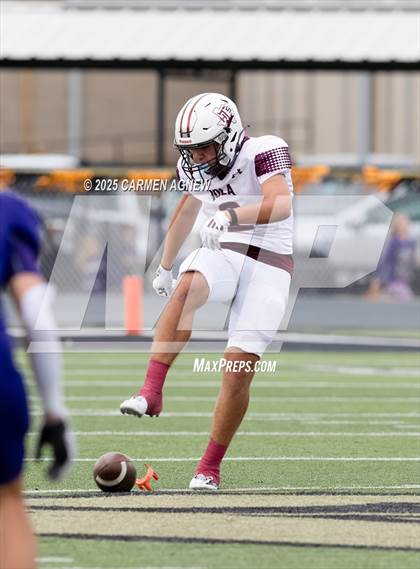 Thumbnail 2 in Shiner @ Iola (UIL 2A D2 Football Regional Semifinal) photogallery.