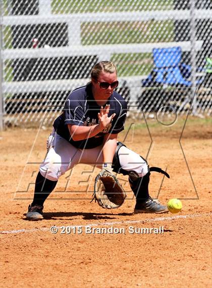 Thumbnail 1 in Jemison vs Maplesville (Panther Classic) photogallery.