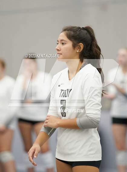 Thumbnail 2 in Troy vs. Lake Fenton (Beast of the East) photogallery.