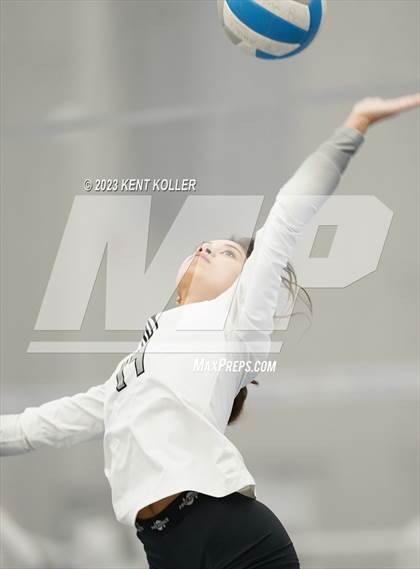 Thumbnail 2 in Troy vs. Lake Fenton (Beast of the East) photogallery.