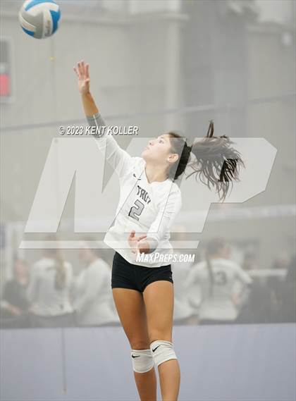 Thumbnail 3 in Troy vs. Lake Fenton (Beast of the East) photogallery.
