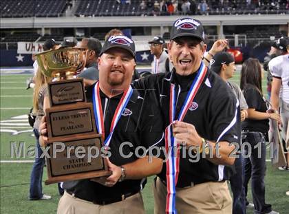 Thumbnail 1 in Trinity vs. Pearland (UIL 5A Division 1 Final) photogallery.