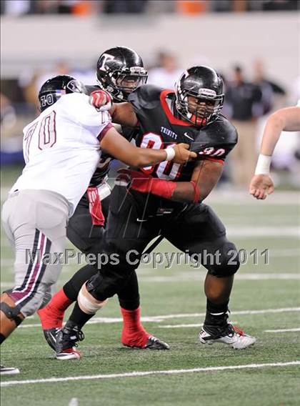 Thumbnail 2 in Trinity vs. Pearland (UIL 5A Division 1 Final) photogallery.