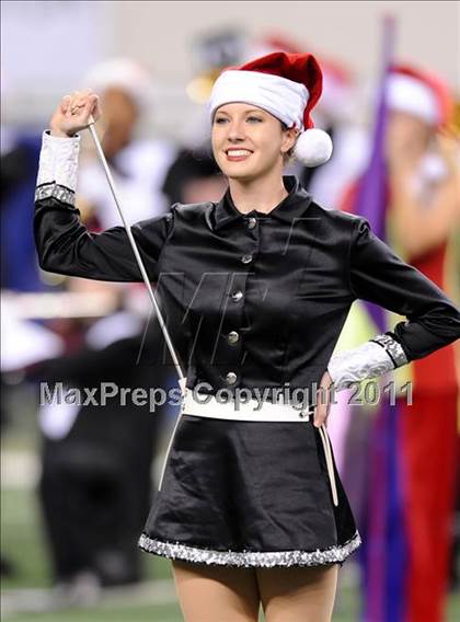 Thumbnail 3 in Trinity vs. Pearland (UIL 5A Division 1 Final) photogallery.