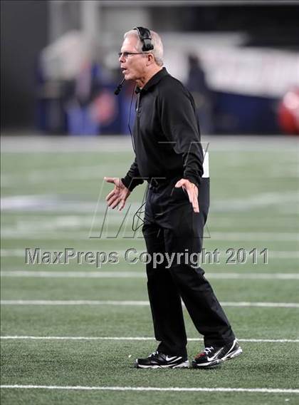 Thumbnail 1 in Trinity vs. Pearland (UIL 5A Division 1 Final) photogallery.