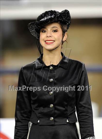 Thumbnail 2 in Trinity vs. Pearland (UIL 5A Division 1 Final) photogallery.