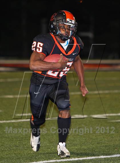 Thumbnail 1 in Edwardsville vs. East St. Louis photogallery.