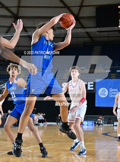Thumbnail 2 in Federal Way vs. Mount Si (WIAA 4A 3rd Place) photogallery.