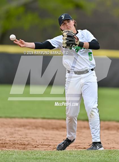 Thumbnail 1 in New Castle @ Yorktown photogallery.