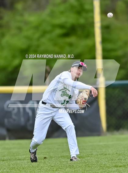 Thumbnail 1 in New Castle @ Yorktown photogallery.