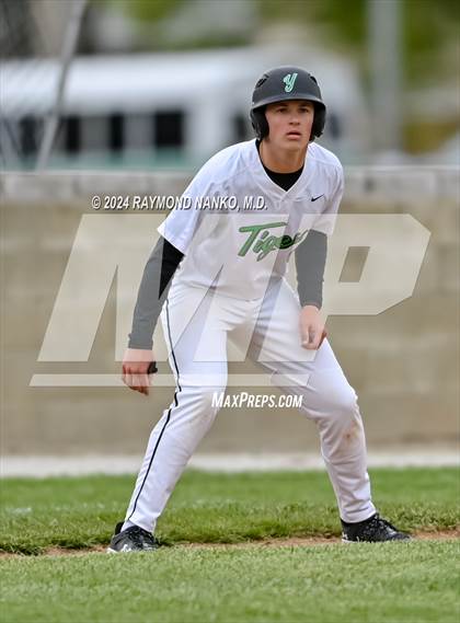 Thumbnail 2 in New Castle @ Yorktown photogallery.