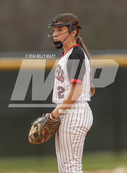 Thumbnail 2 in College Park @ Caney Creek photogallery.