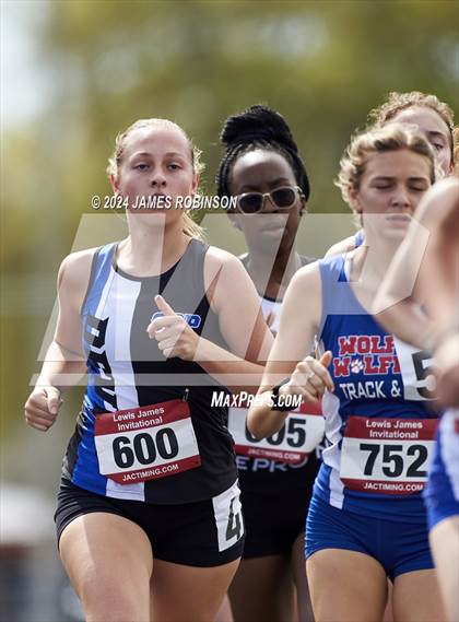 Thumbnail 1 in Lewis James Invitational (3200 Meter) photogallery.