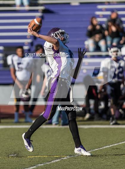 Thumbnail 1 in Lassen vs. Red Bluff photogallery.