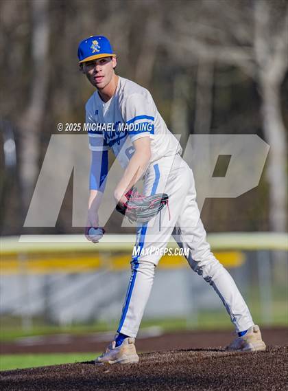 Thumbnail 3 in Hamshire-Fannett @ Kelly Catholic photogallery.
