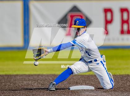 Thumbnail 2 in Hamshire-Fannett @ Kelly Catholic photogallery.
