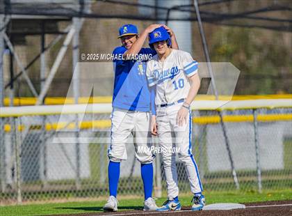 Thumbnail 1 in Hamshire-Fannett @ Kelly Catholic photogallery.