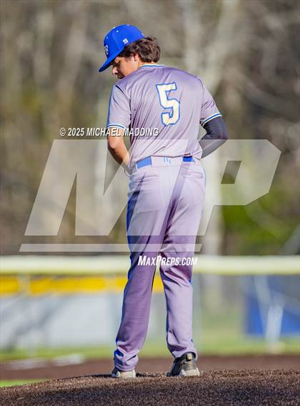 Thumbnail 3 in Hamshire-Fannett @ Kelly Catholic photogallery.