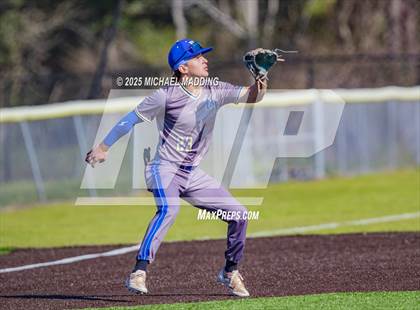 Thumbnail 3 in Hamshire-Fannett @ Kelly Catholic photogallery.