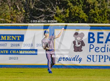 Thumbnail 3 in Hamshire-Fannett @ Kelly Catholic photogallery.