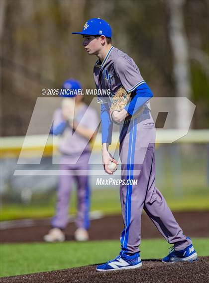 Thumbnail 2 in Hamshire-Fannett @ Kelly Catholic photogallery.