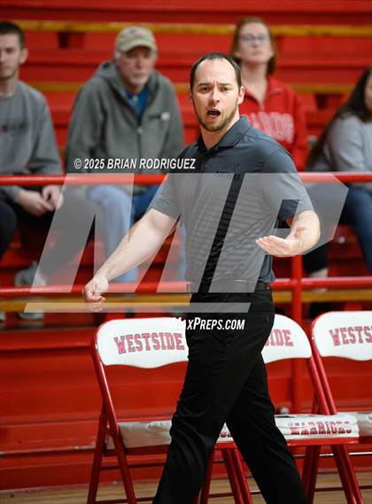 Thumbnail 3 in Batesville vs. Bergman (Cavenaugh Classic) photogallery.