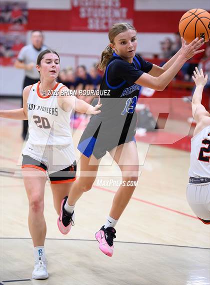 Thumbnail 2 in Batesville vs. Bergman (Cavenaugh Classic) photogallery.