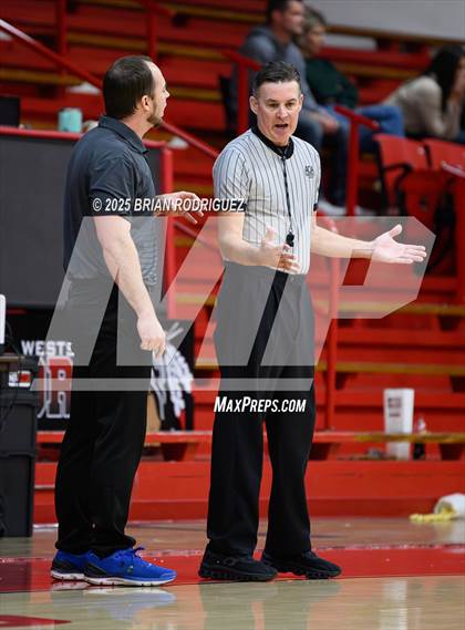 Thumbnail 3 in Batesville vs. Bergman (Cavenaugh Classic) photogallery.