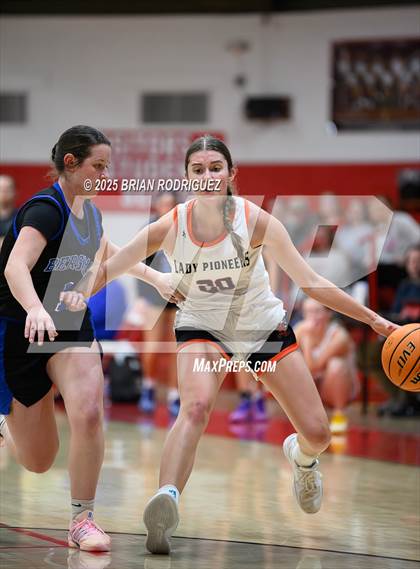 Thumbnail 3 in Batesville vs. Bergman (Cavenaugh Classic) photogallery.