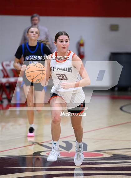 Thumbnail 3 in Batesville vs. Bergman (Cavenaugh Classic) photogallery.