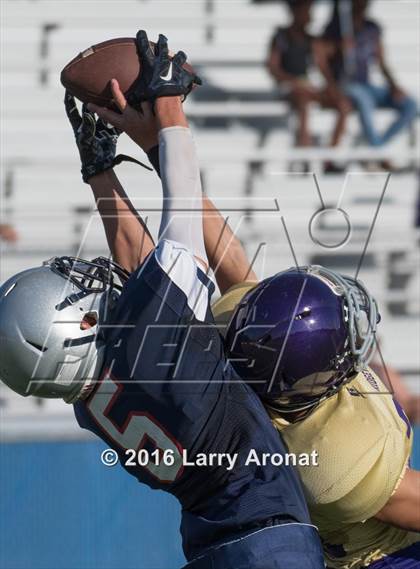 Thumbnail 2 in  Liberty vs Ridgeview photogallery.