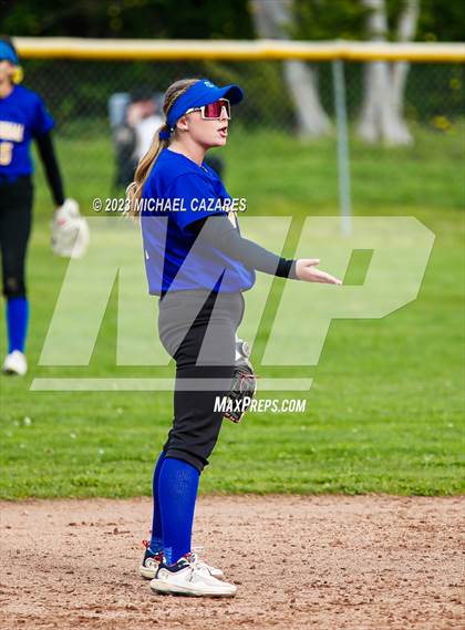 Thumbnail 1 in Bonita Vista @ San Pasqual photogallery.