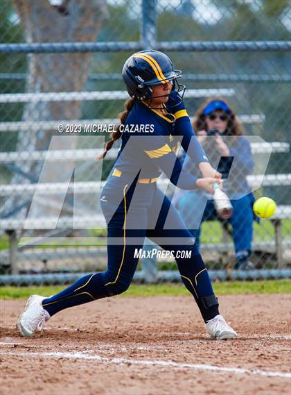 Thumbnail 1 in Bonita Vista @ San Pasqual photogallery.