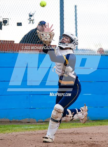 Thumbnail 1 in Bonita Vista @ San Pasqual photogallery.