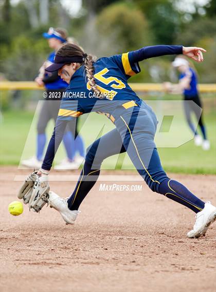 Thumbnail 2 in Bonita Vista @ San Pasqual photogallery.
