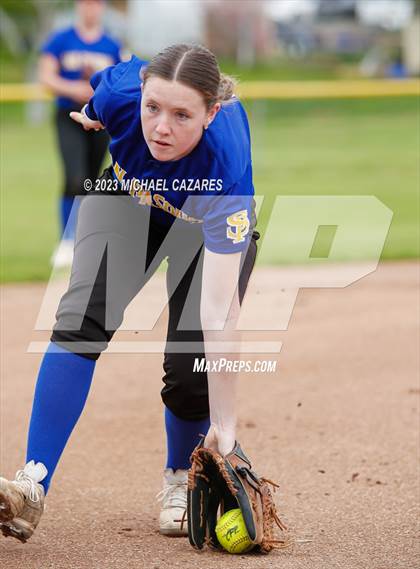 Thumbnail 3 in Bonita Vista @ San Pasqual photogallery.