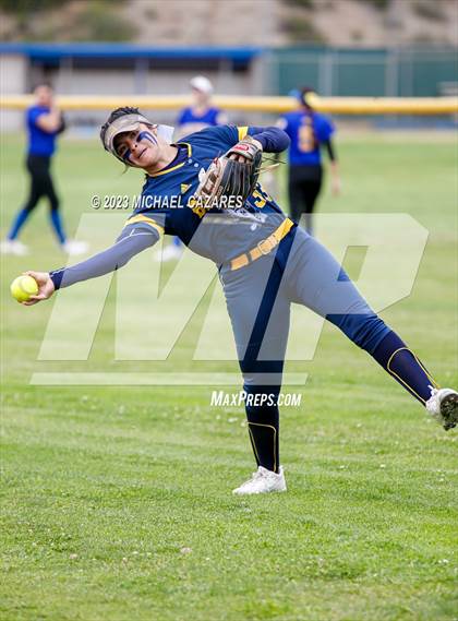 Thumbnail 3 in Bonita Vista @ San Pasqual photogallery.