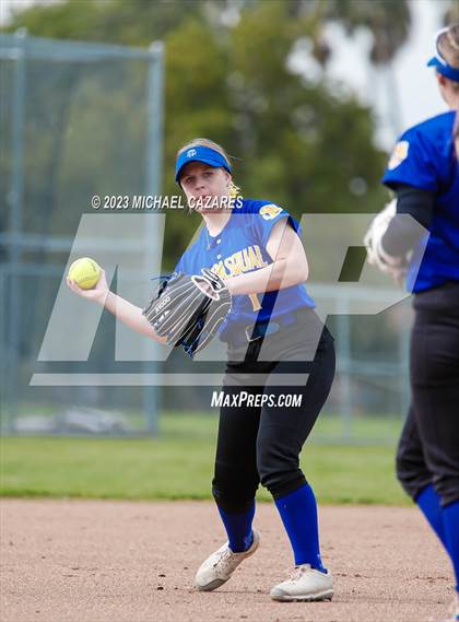 Thumbnail 2 in Bonita Vista @ San Pasqual photogallery.