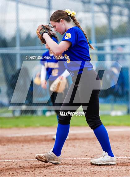 Thumbnail 2 in Bonita Vista @ San Pasqual photogallery.